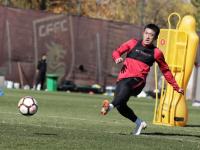 LOL直播-某队队员集体发力，士气高昂赢球