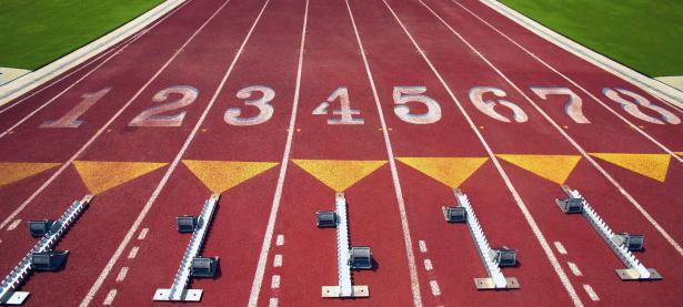 IM电竞游戏-赛道上的新纪元，皮亚斯特里点燃赛场，迈凯伦完胜索伯车队