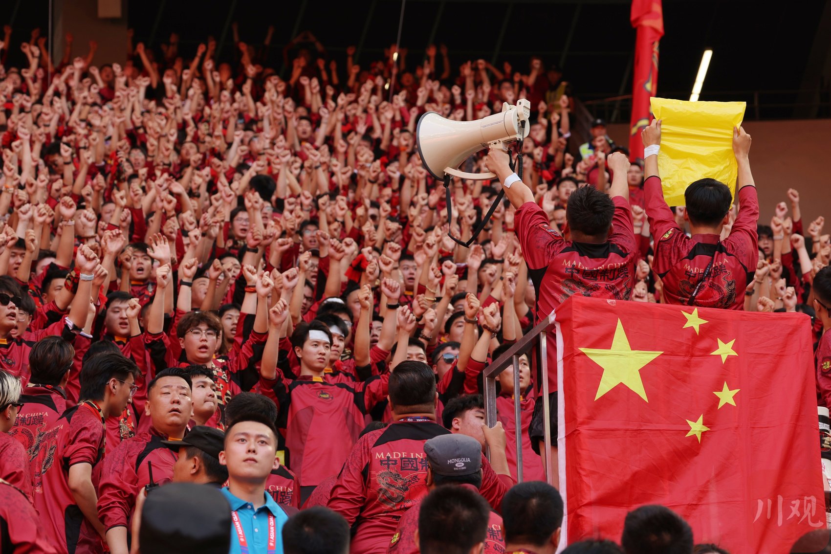 热门球队在国际赛场上燃起激烈战火的简单介绍 热门球队在国际赛场上燃起激烈战火的简单介绍