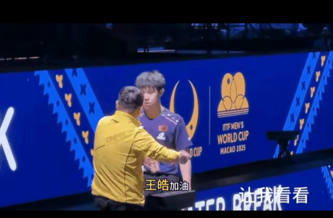 包含欢呼声音:观众为喜欢的选手加油助威,气势如虹的词条 包含欢呼声音:观众为喜欢的选手加油助威,气势如虹的词条