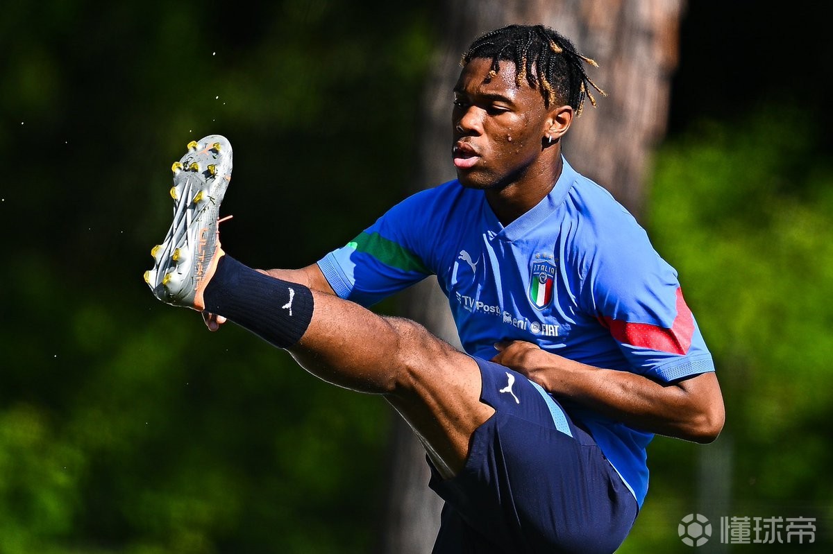 罗马队新星崛起,备战下一场比赛有望继续发挥 罗马队新星崛起,备战下一场比赛有望继续发挥