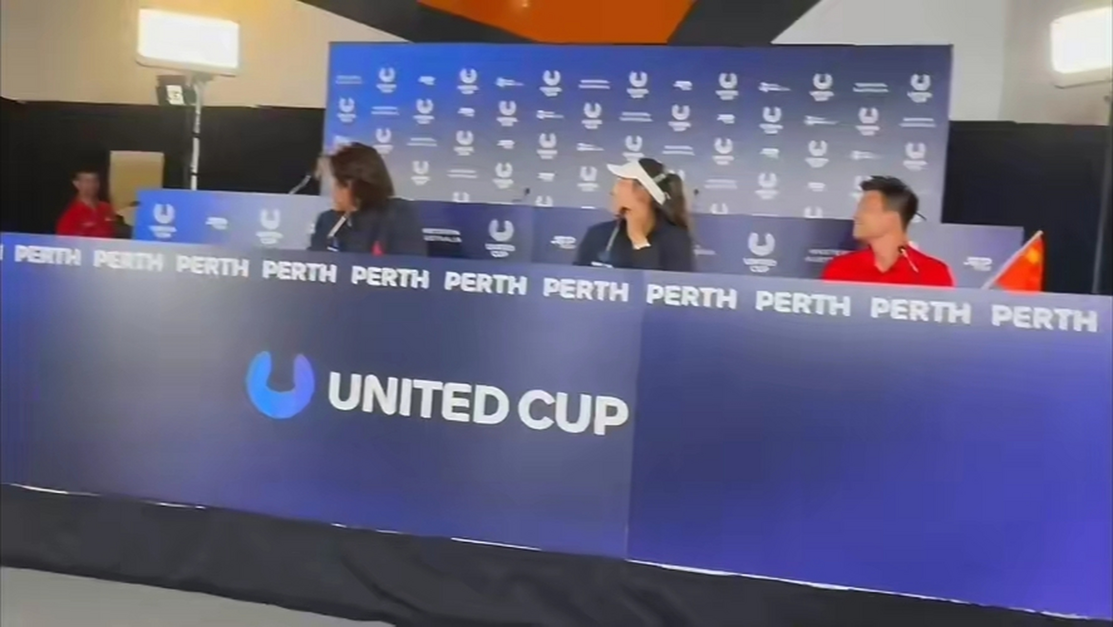 关于蒙特卡洛大师赛翻盘联合杯，德约科维奇带队取胜的信息