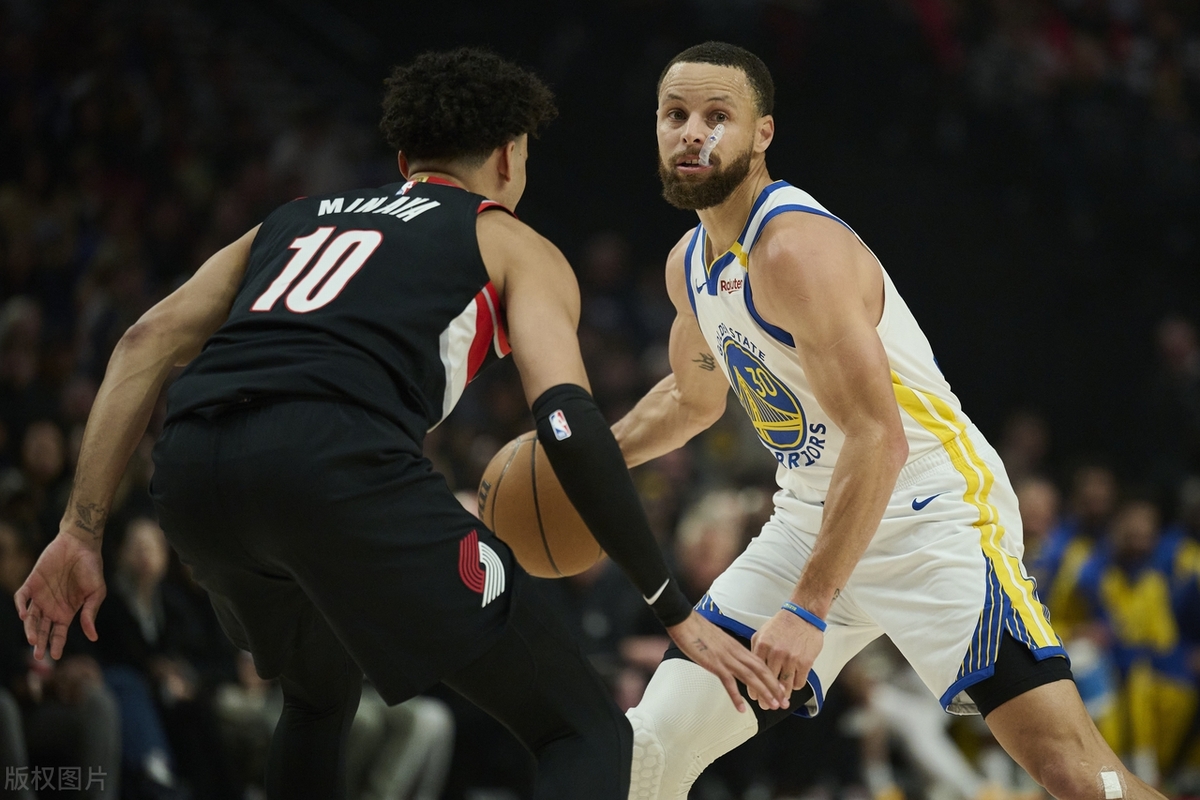 美国男篮横扫凯尔特人B队，库里一己之力扛起全队的简单介绍