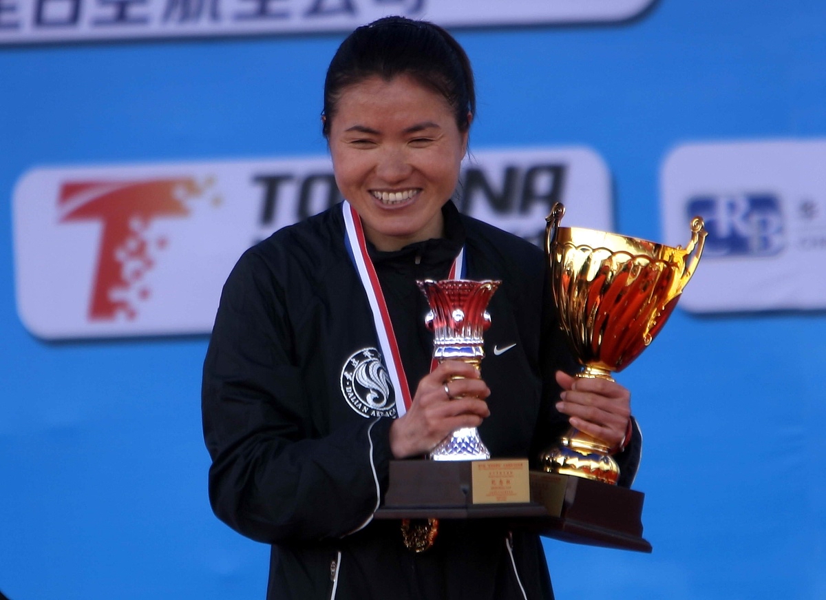 赛后新星喜悦落泪,表达获胜喜悦 赛后新星喜悦落泪,表达获胜喜悦