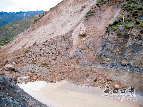 连续积分滑坡,教练组展开内部讨论的简单介绍 连续积分滑坡,教练组展开内部讨论的简单介绍