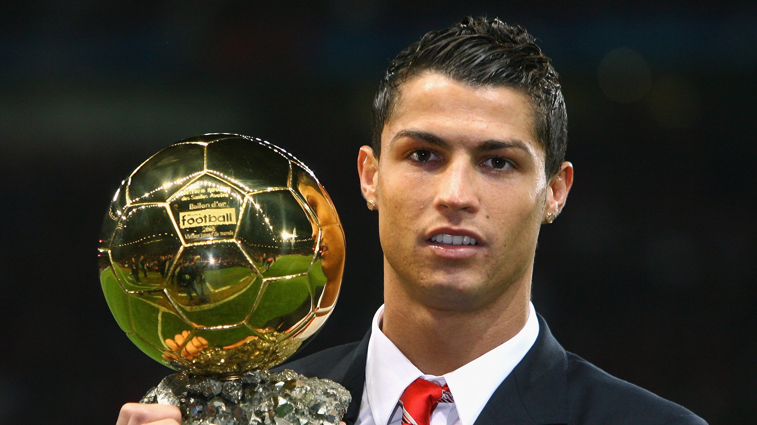 马丁内利冠军级表现定乾坤,澳大利亚力克塞内加尔的战术启示