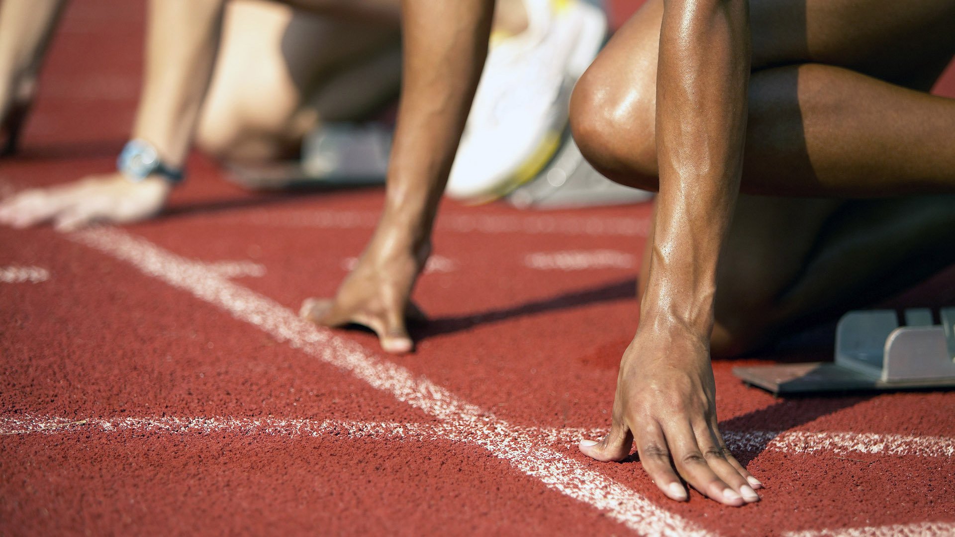 绿茵场险胜映衬乒乓台从容，德国队绝境逢生，林高远带队展大将之风